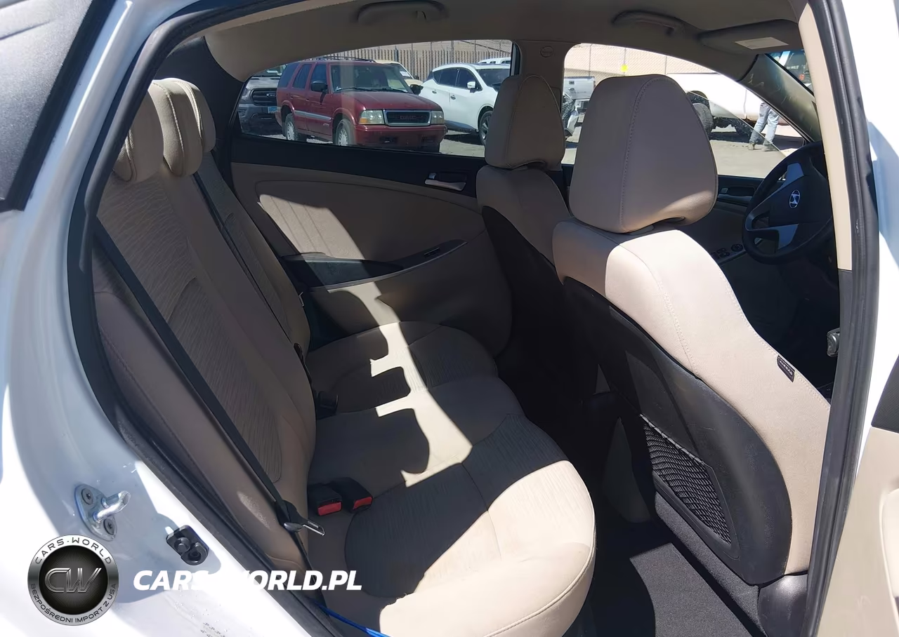 2016 Hyundai Accent Se VIN:KMHCT4AE3GU113395 - 8