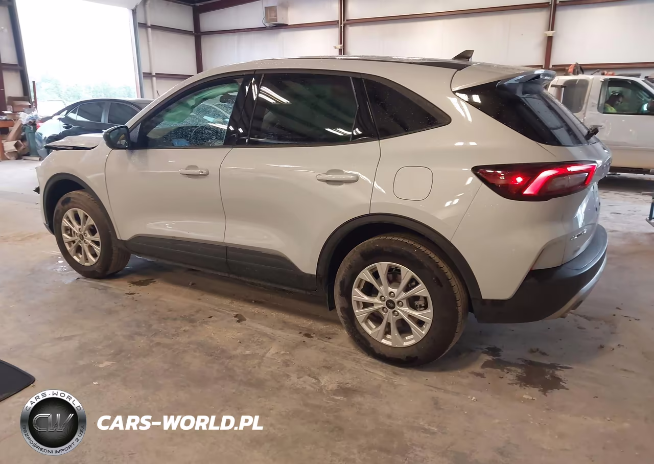 2025 Ford Escape Active VIN:1FMCU9GN7SUB63579 - 3