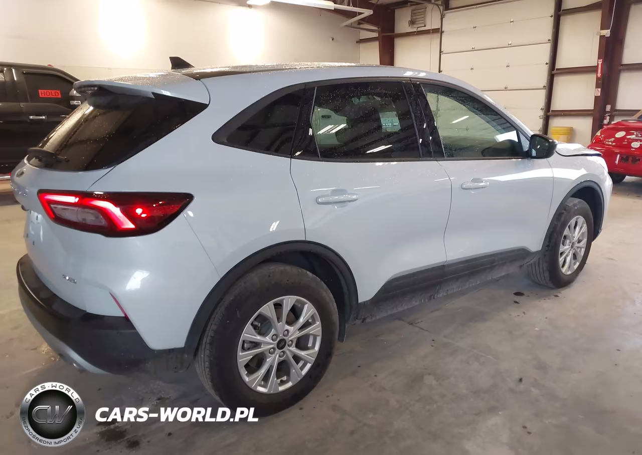 2025 Ford Escape Active VIN:1FMCU9GN7SUB63579 - 4