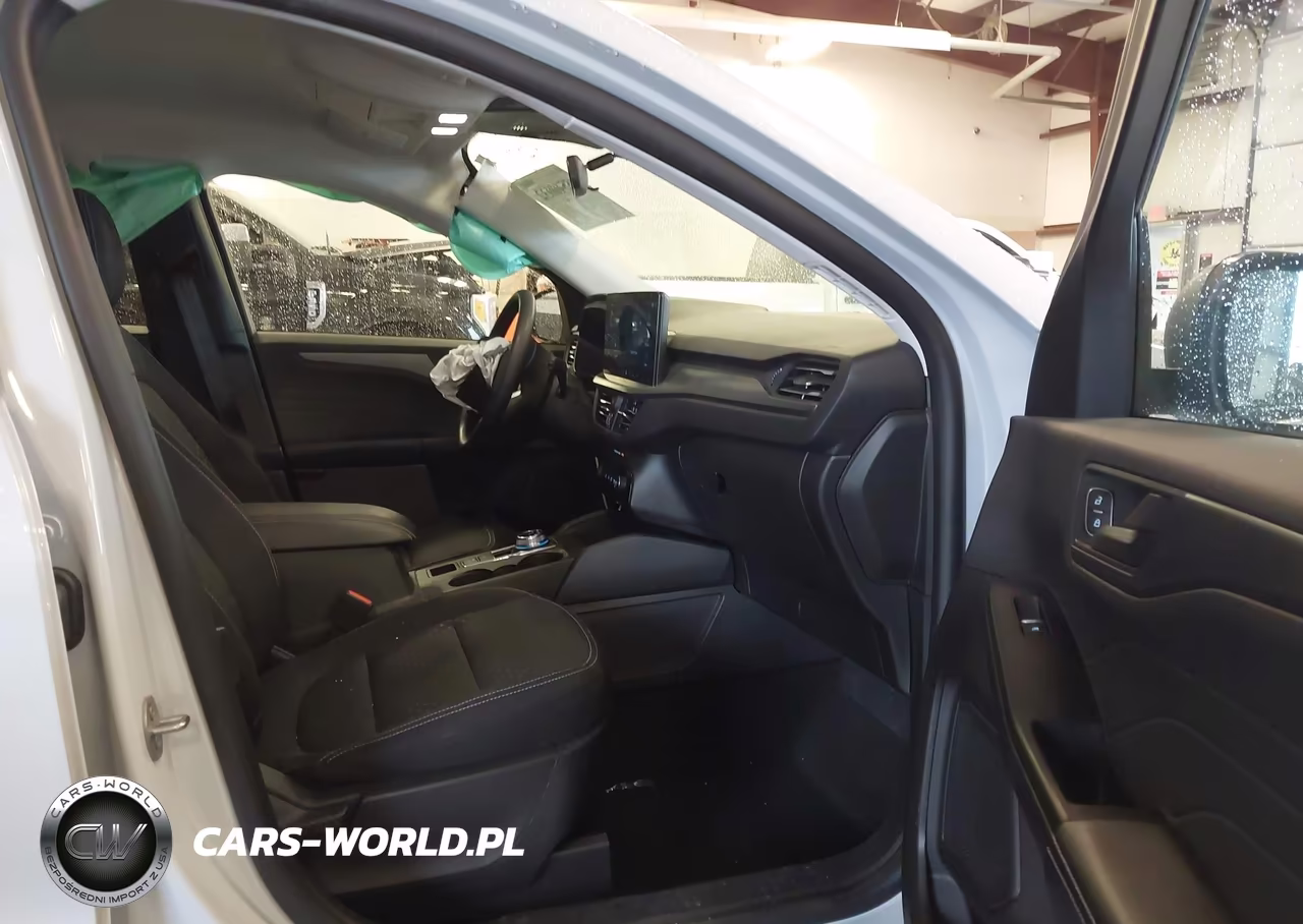2025 Ford Escape Active VIN:1FMCU9GN7SUB63579 - 5