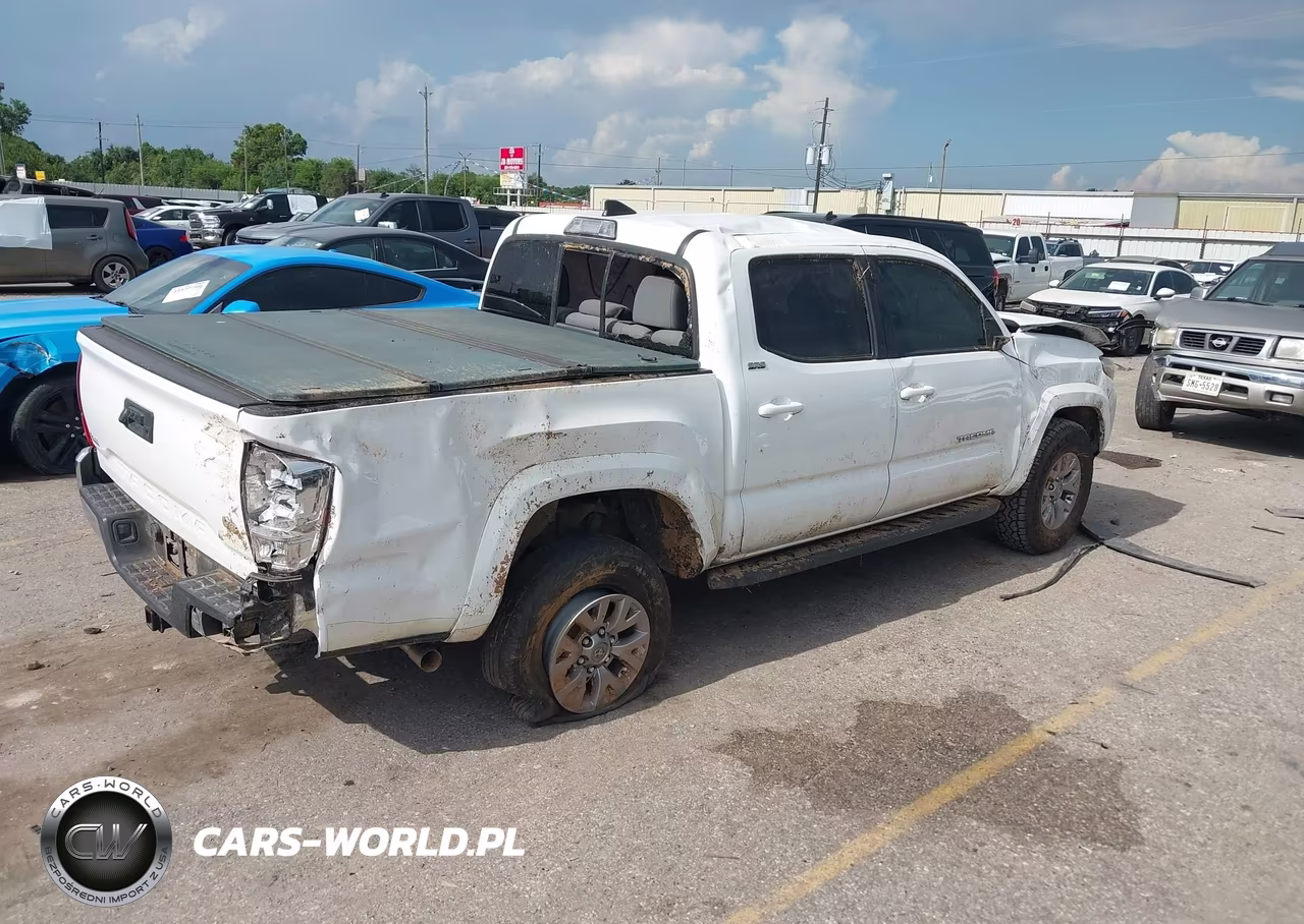 2017 Toyota Tacoma Sr5 V6 VIN:5TFAZ5CN7HX050945 - 4