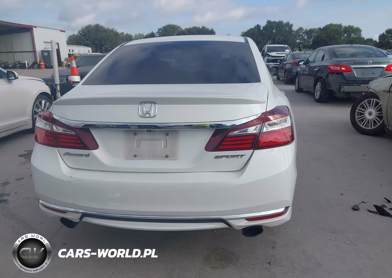 2016 Honda Accord Sport VIN:1HGCR2F58GA018754 - 17
