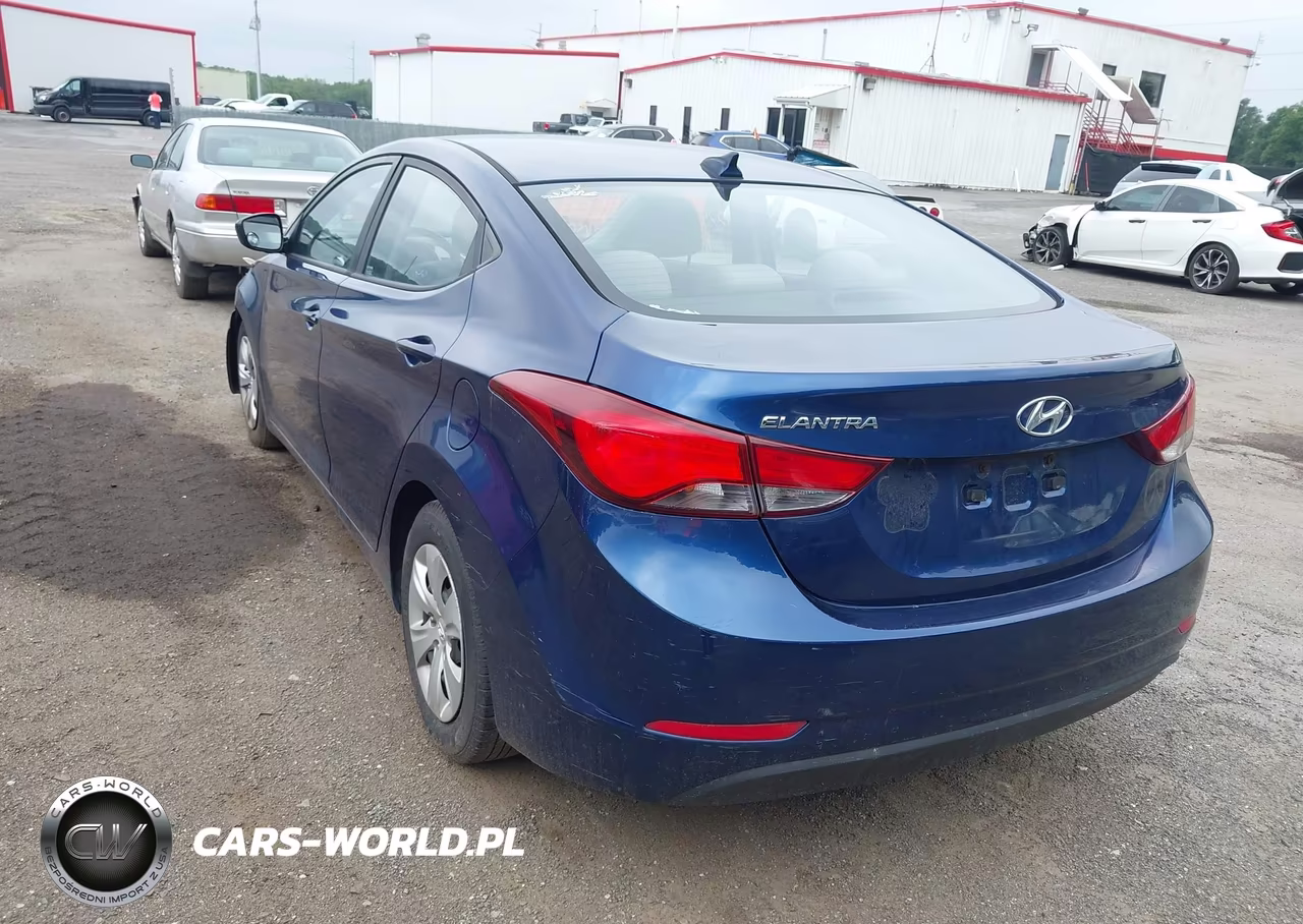 2016 Hyundai Elantra Se VIN:5NPDH4AE7GH736006 - 3