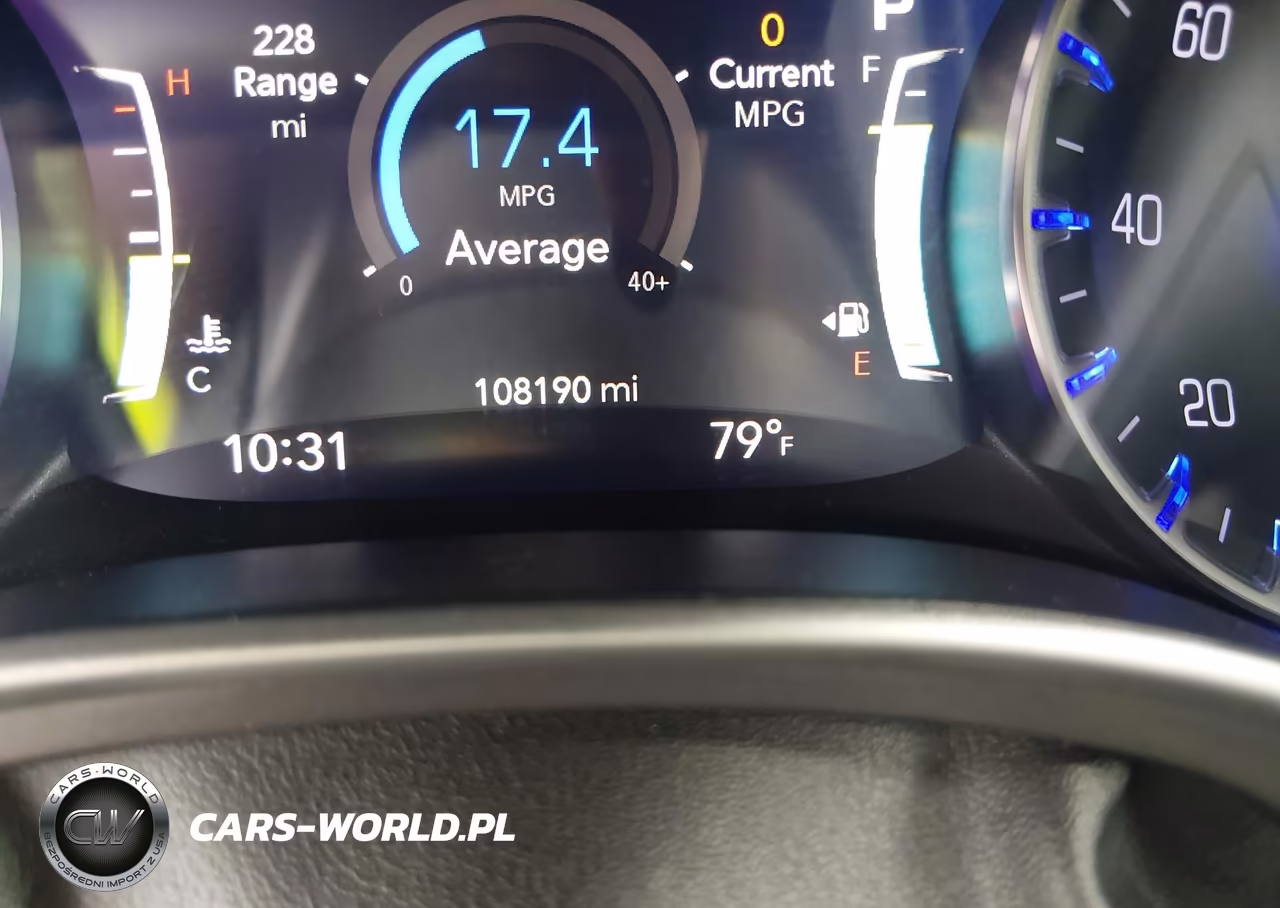 2022 Chrysler Pacifica Touring L VIN:2C4RC1BG0NR125558 - 15