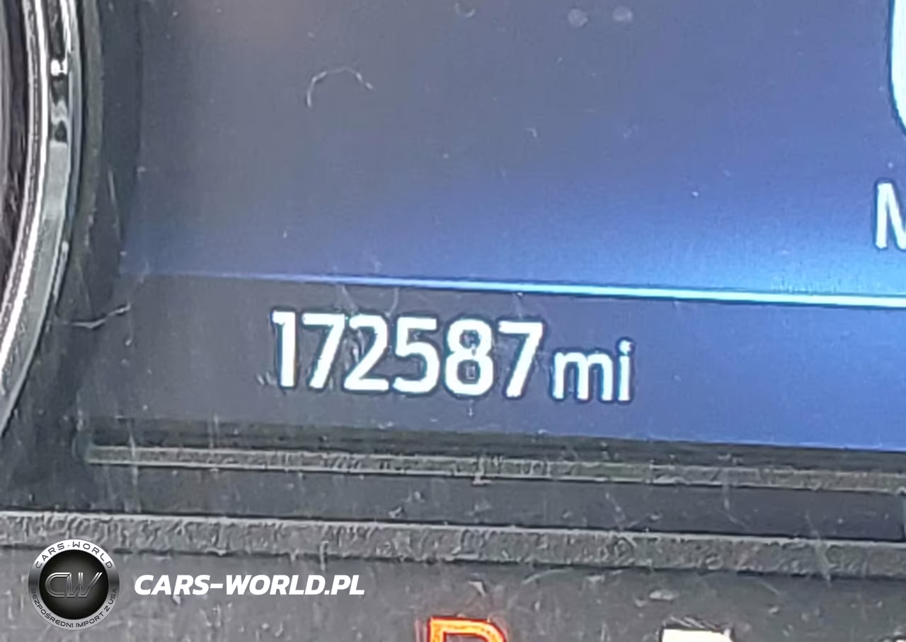 2020 Ford Explorer Xlt VIN:1FMSK8DH9LGB90955 - 16