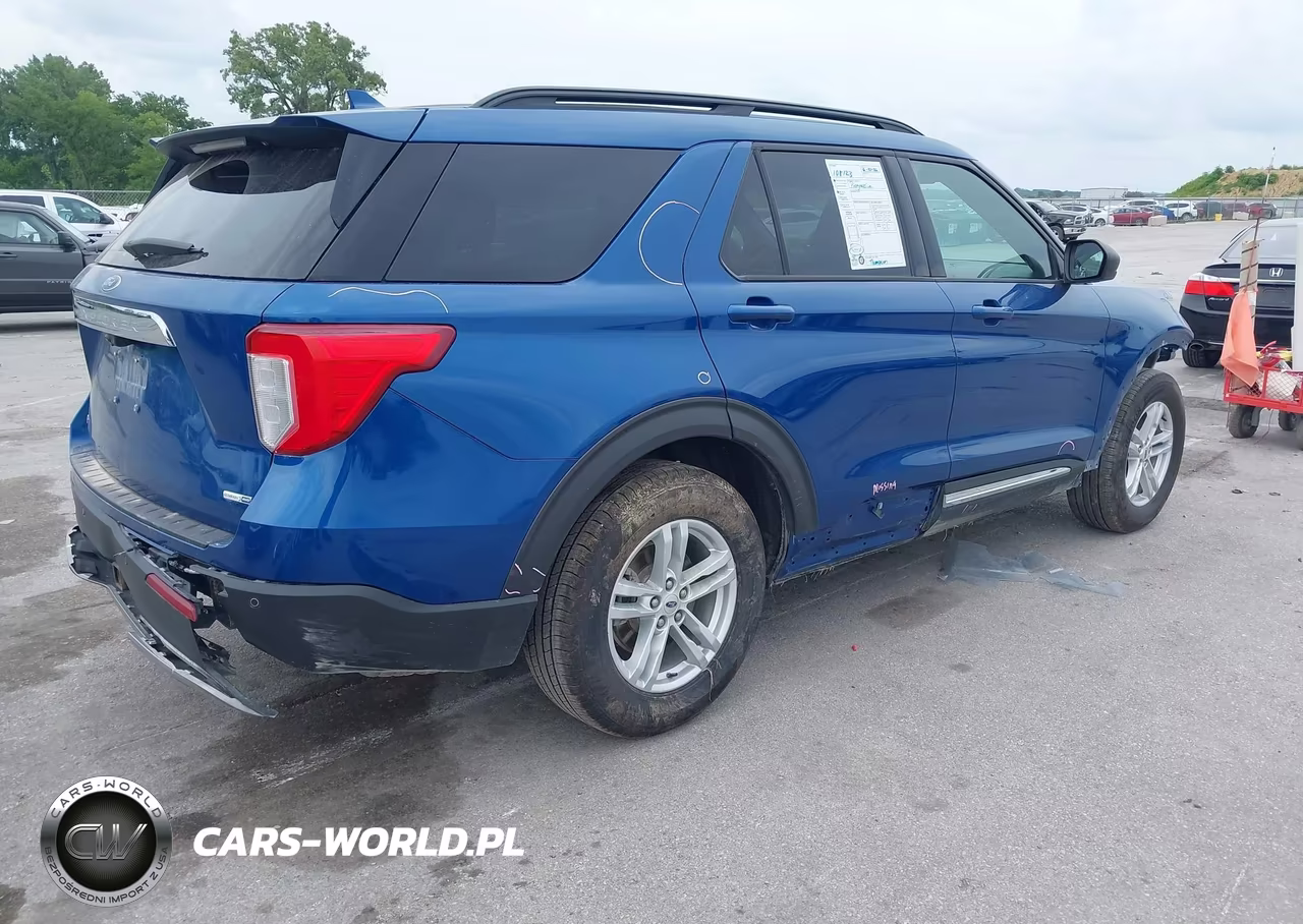 2020 Ford Explorer Xlt VIN:1FMSK8DH9LGB90955 - 4