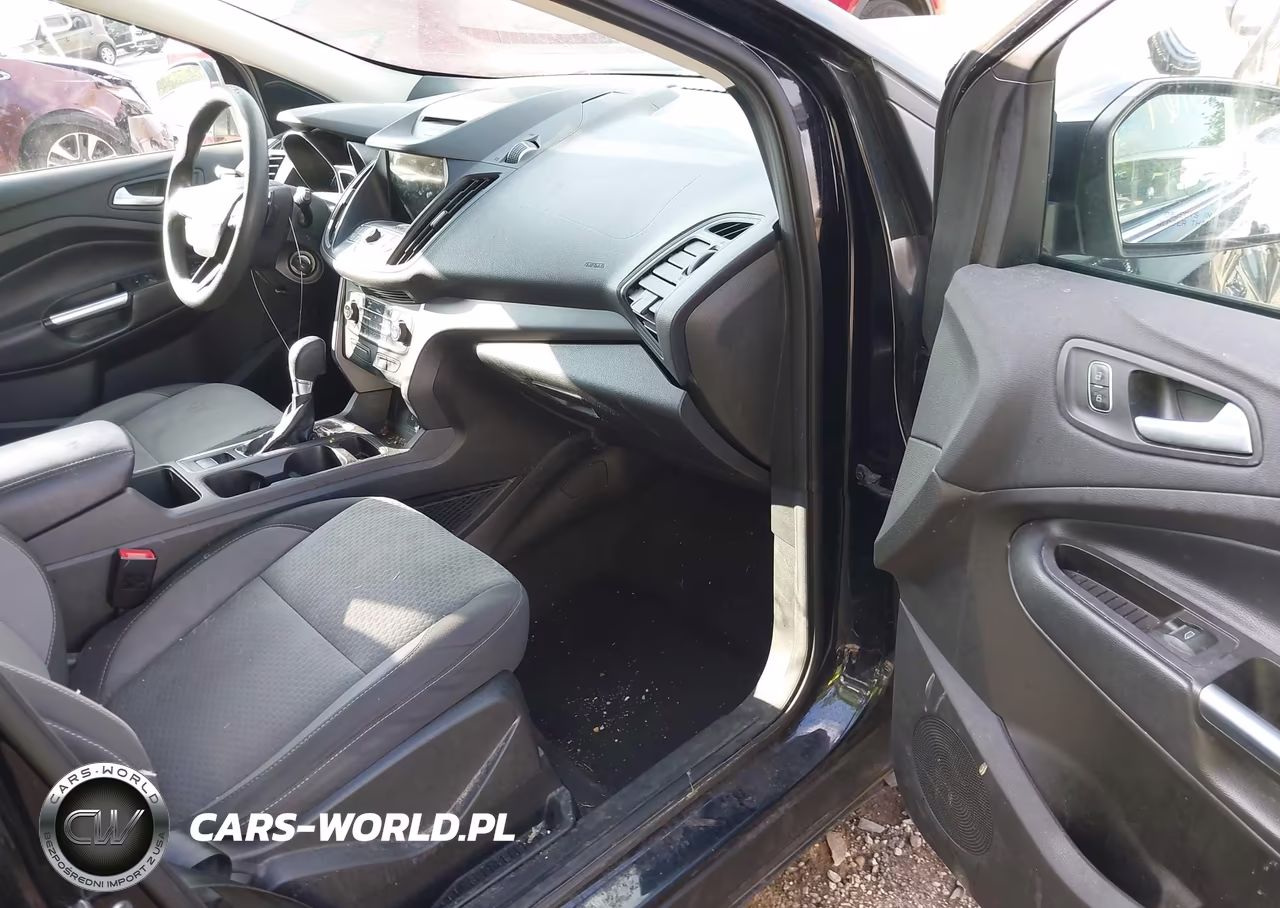 2017 Ford Escape Se VIN:1FMCU0GD2HUD49977 - 5