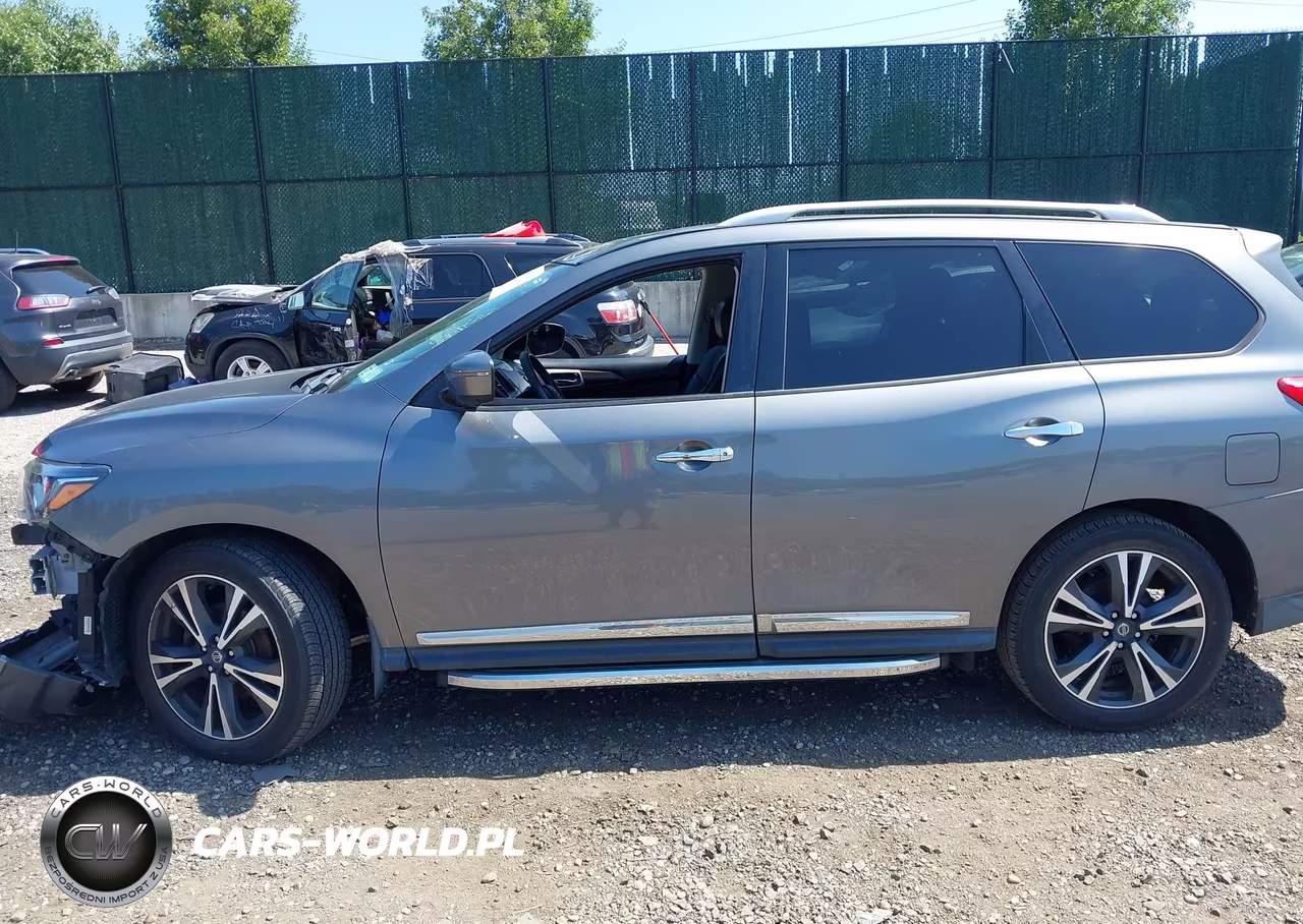 2019 Nissan Pathfinder Platinum VIN:5N1DR2MM4KC631637 - 14