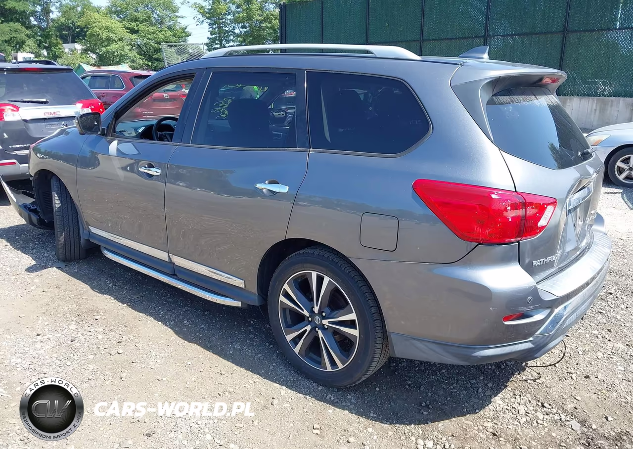 2019 Nissan Pathfinder Platinum VIN:5N1DR2MM4KC631637 - 3