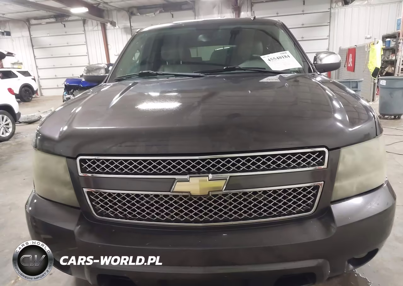 2011 Chevrolet Tahoe Lt VIN:1GNSCBE02BR297556 - 12