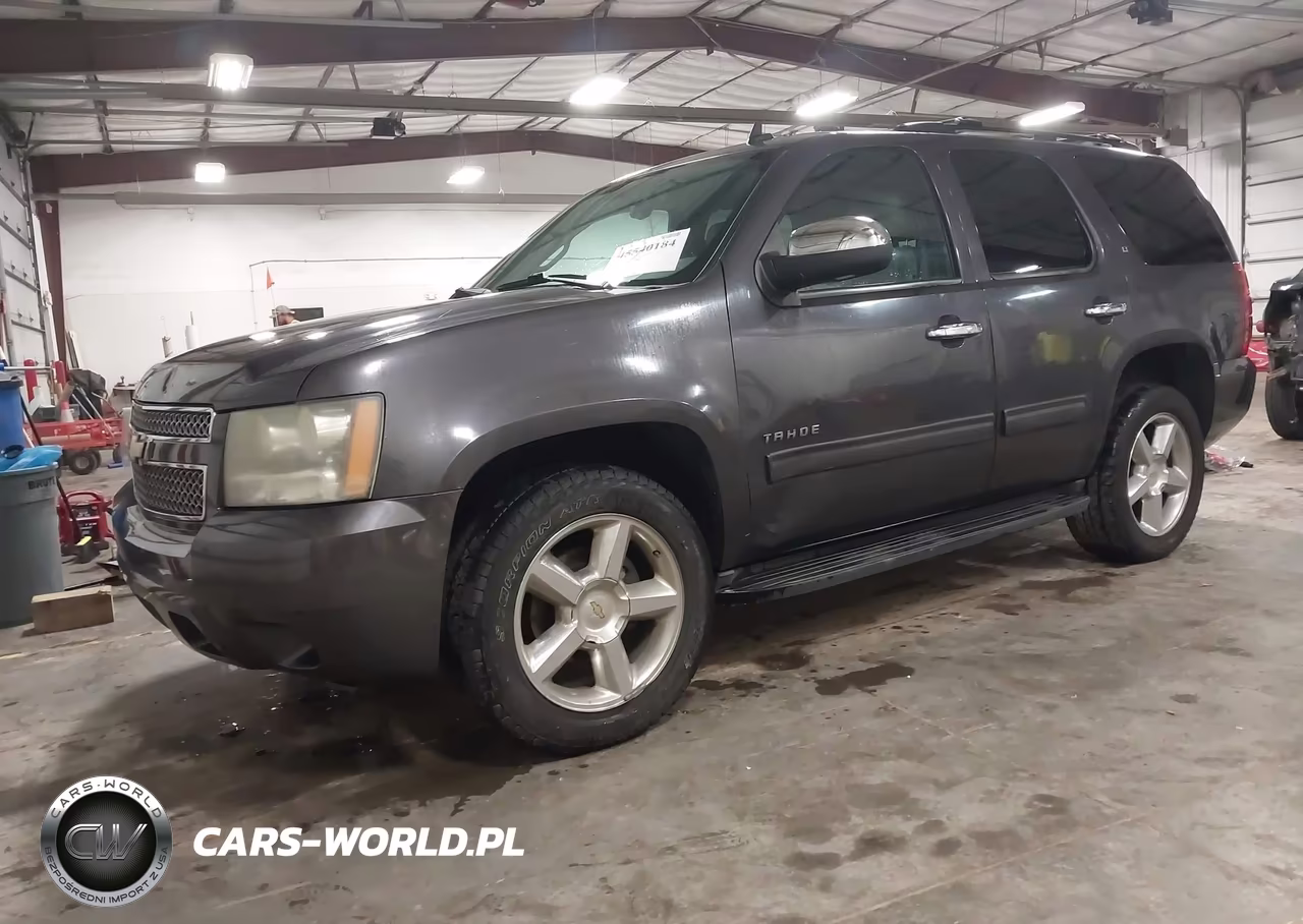 2011 Chevrolet Tahoe Lt VIN:1GNSCBE02BR297556 - 2