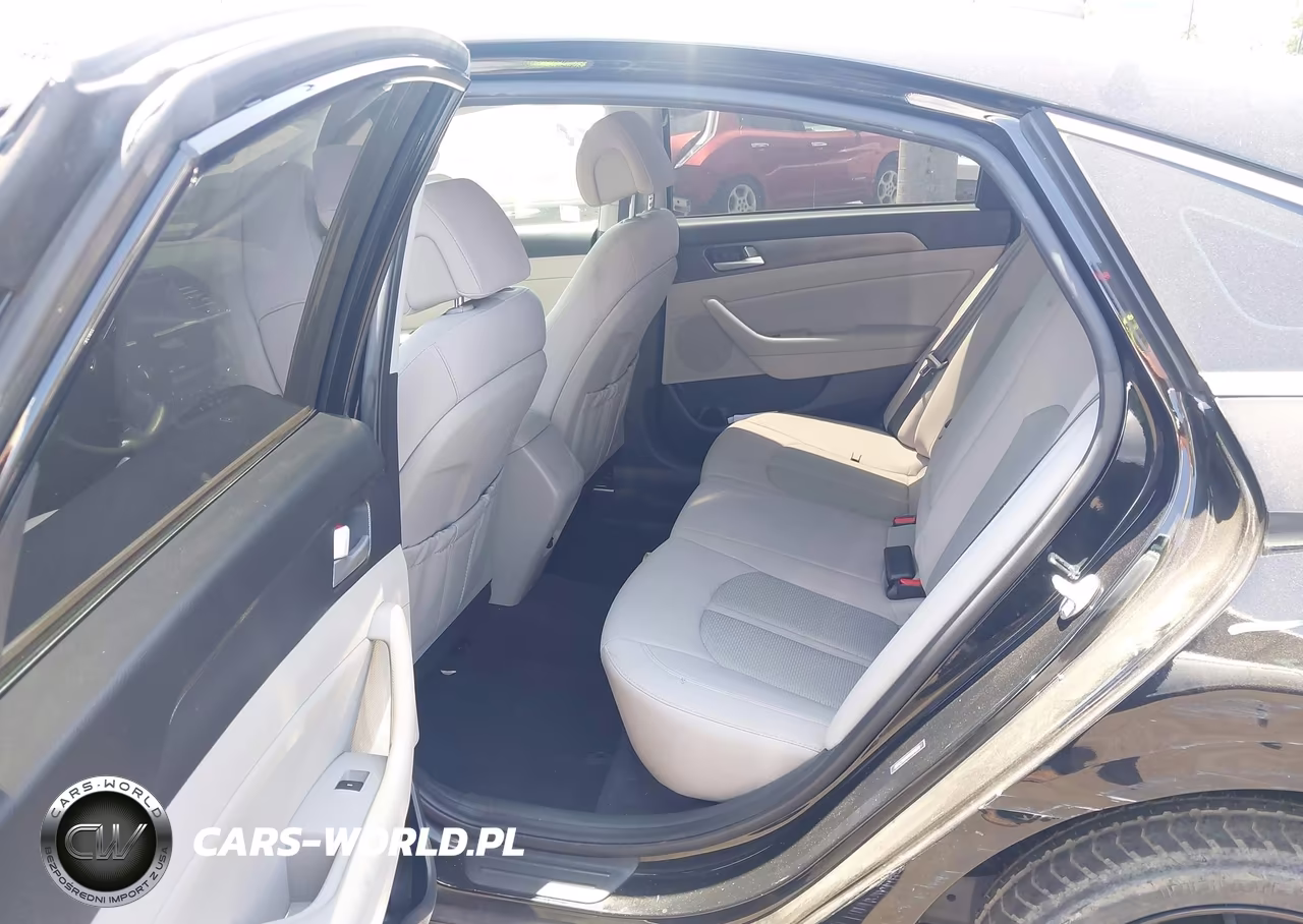 2017 Hyundai Sonata Sport VIN:5NPE34AFXHH554278 - 8