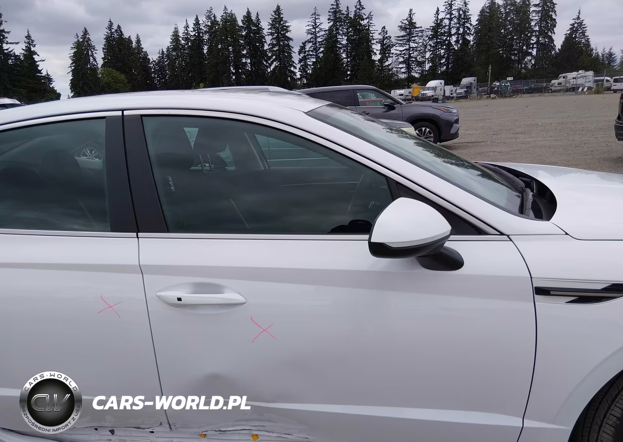 2026 Hyundai Sonata Hybrid Blue VIN:KMHL24JJ1TA163577 - 14