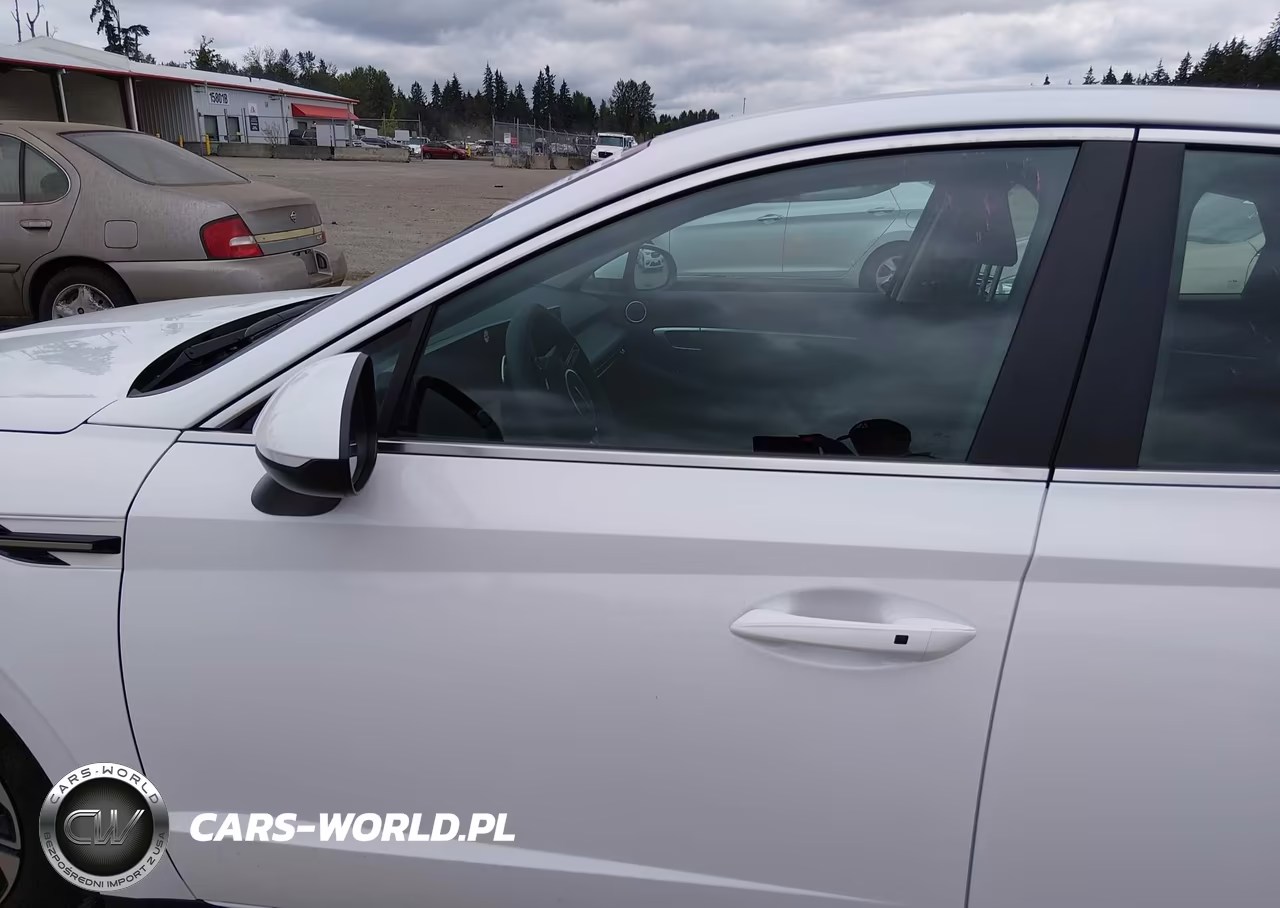 2026 Hyundai Sonata Hybrid Blue VIN:KMHL24JJ1TA163577 - 15