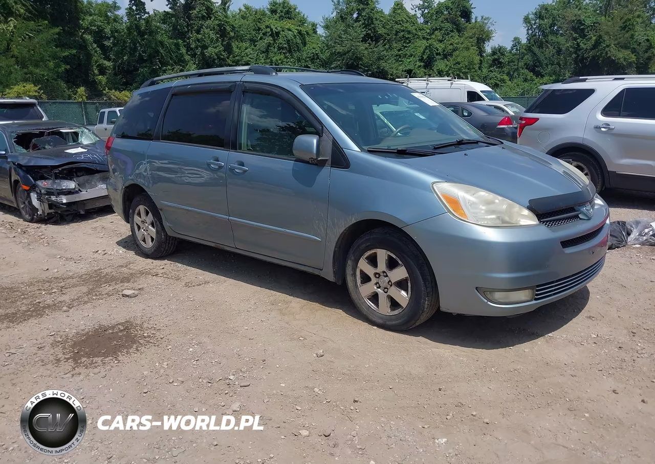2005 Toyota Sienna Xle – zdjęcie 1 z 13