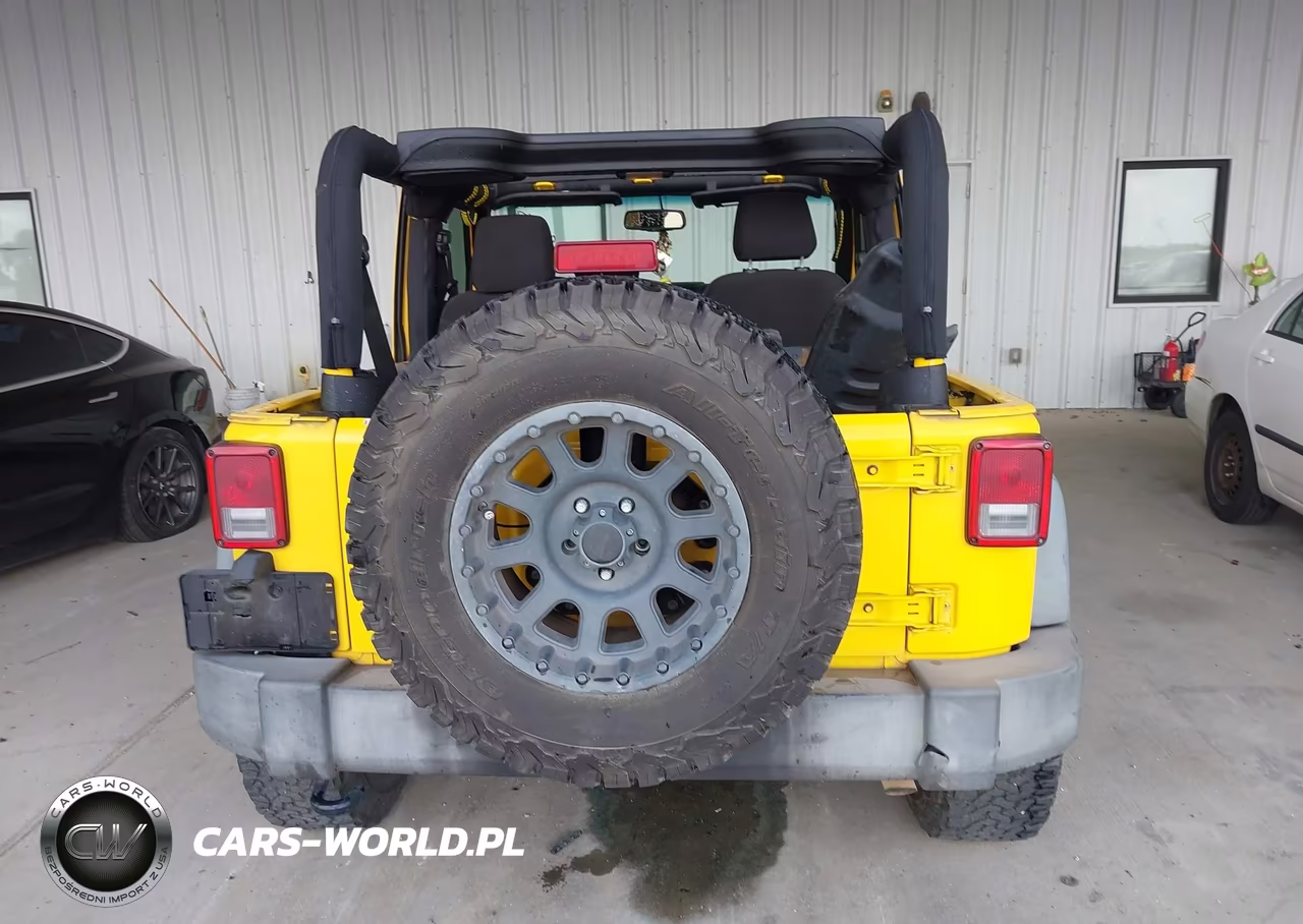 2015 Jeep Wrangler Sport VIN:1C4AJWAG2FL611607 - 16