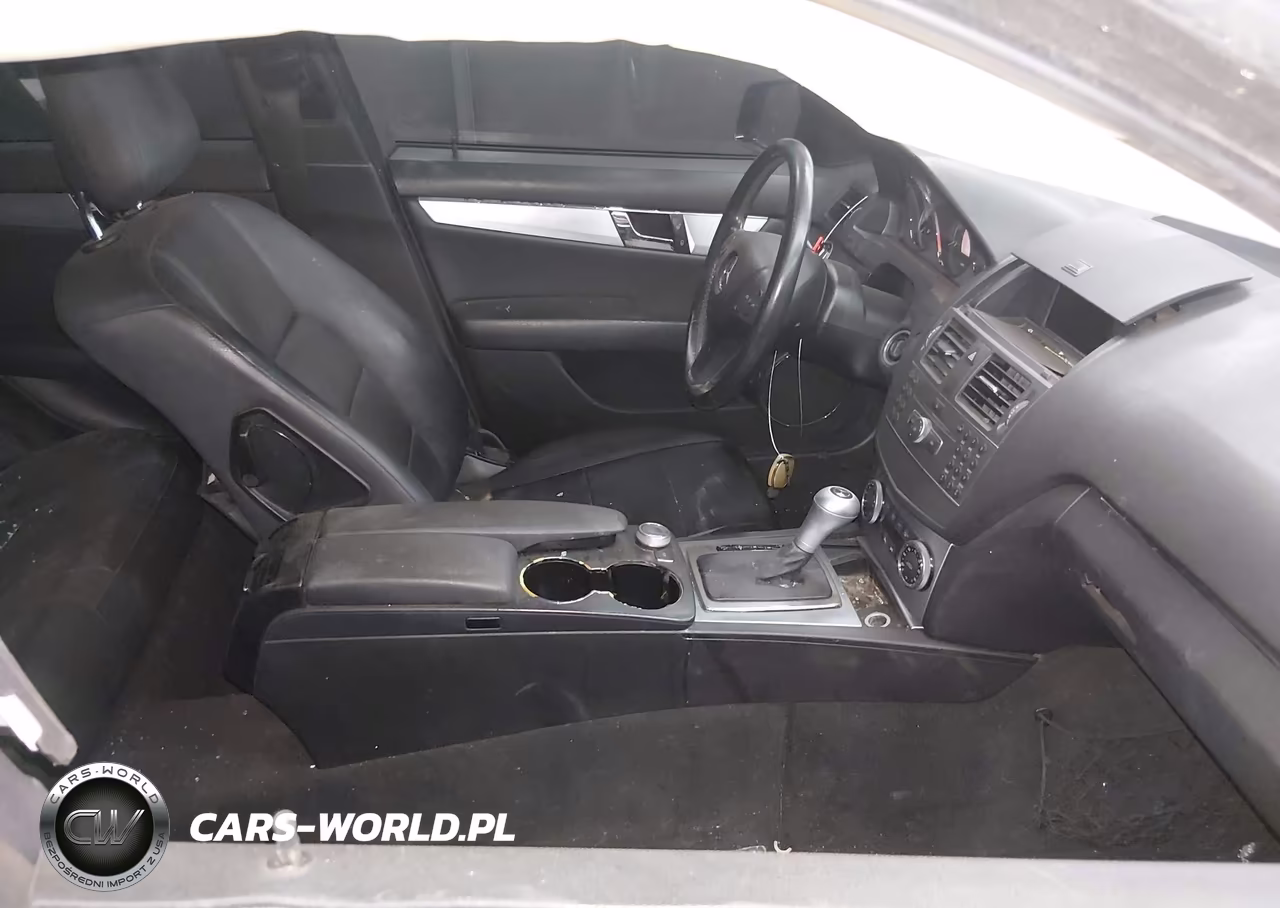 2011 Mercedes-Benz C 300 Sport VIN:WDDGF5EB1BA522630 - 5