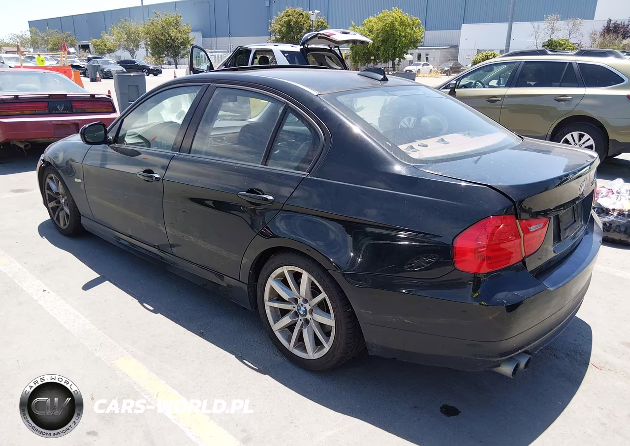 2011 BMW 328I VIN:WBAPH7G53BNN02358 - 3