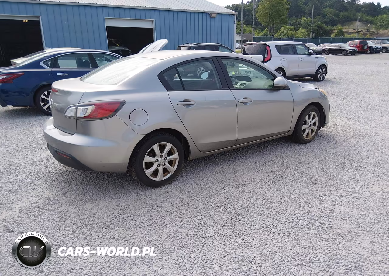 2011 Mazda Mazda3 I Touring VIN:JM1BL1VFXB1363440 - 4