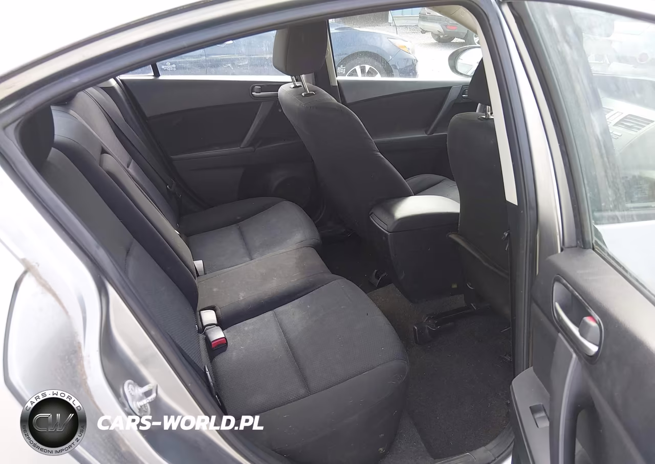 2011 Mazda Mazda3 I Touring VIN:JM1BL1VFXB1363440 - 8