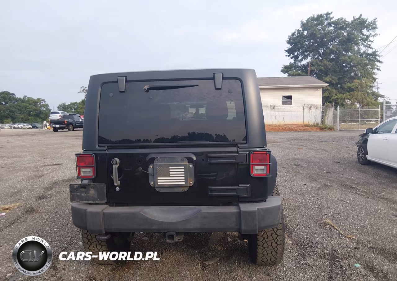 2011 Jeep Wrangler Unlimited Sport VIN:1J4HA3H1XBL610322 - 16