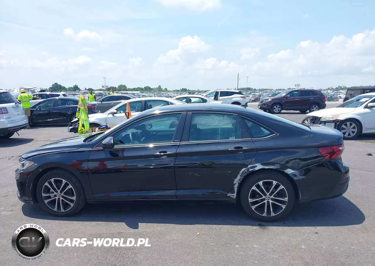 2025 Volkswagen Jetta 1.5T Sport VIN:3VWBX7BU6SM058365 - 14