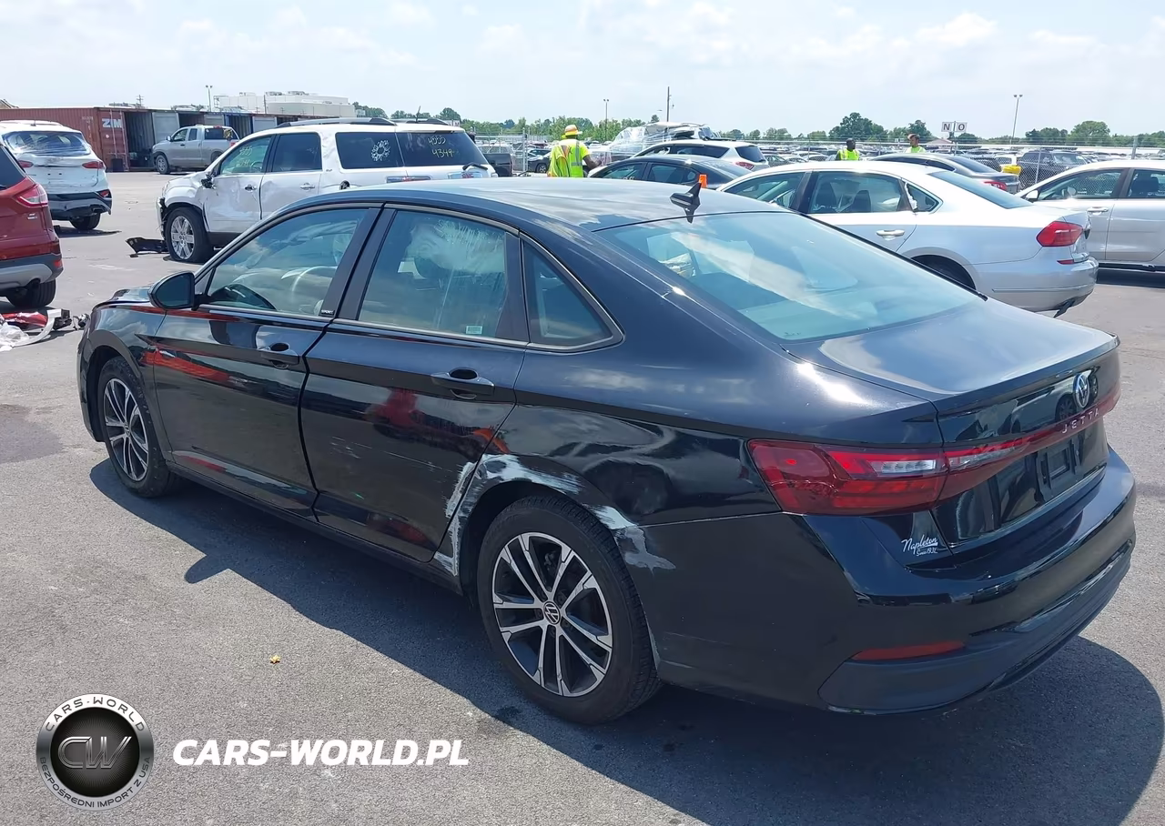 2025 Volkswagen Jetta 1.5T Sport VIN:3VWBX7BU6SM058365 - 3