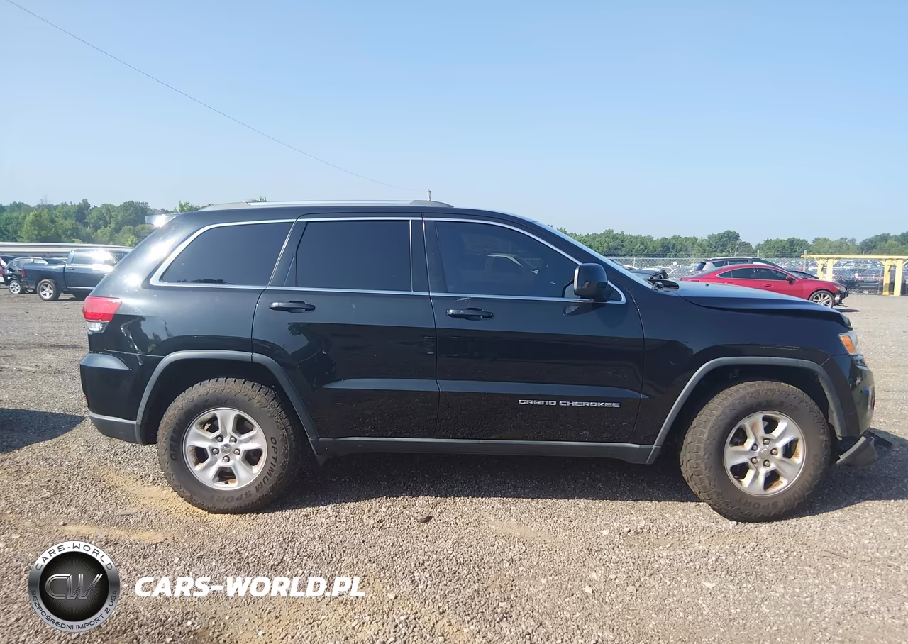 2016 Jeep Grand Cherokee Laredo VIN:1C4RJFAG5GC438623 - 13