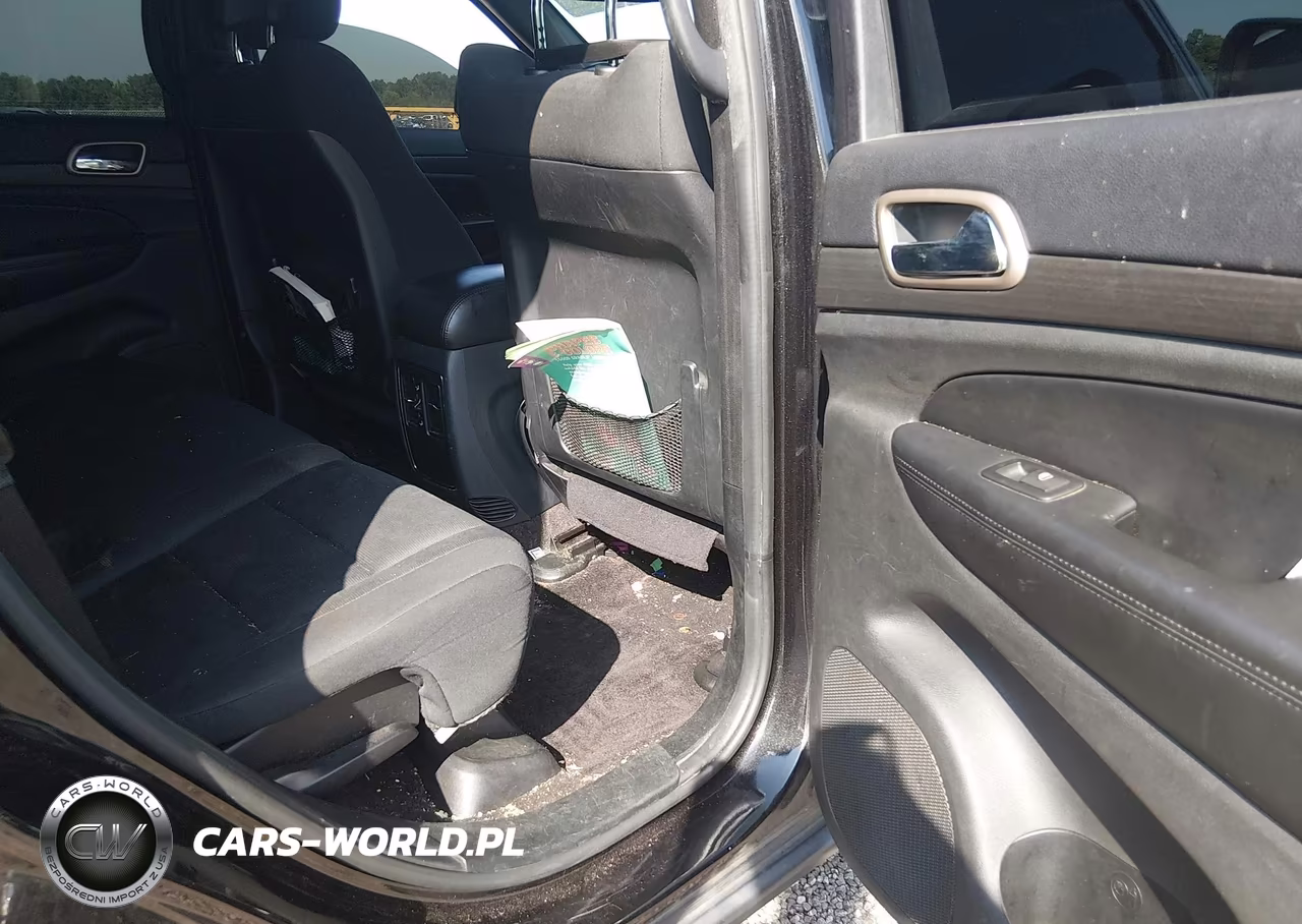 2016 Jeep Grand Cherokee Laredo VIN:1C4RJFAG5GC438623 - 8
