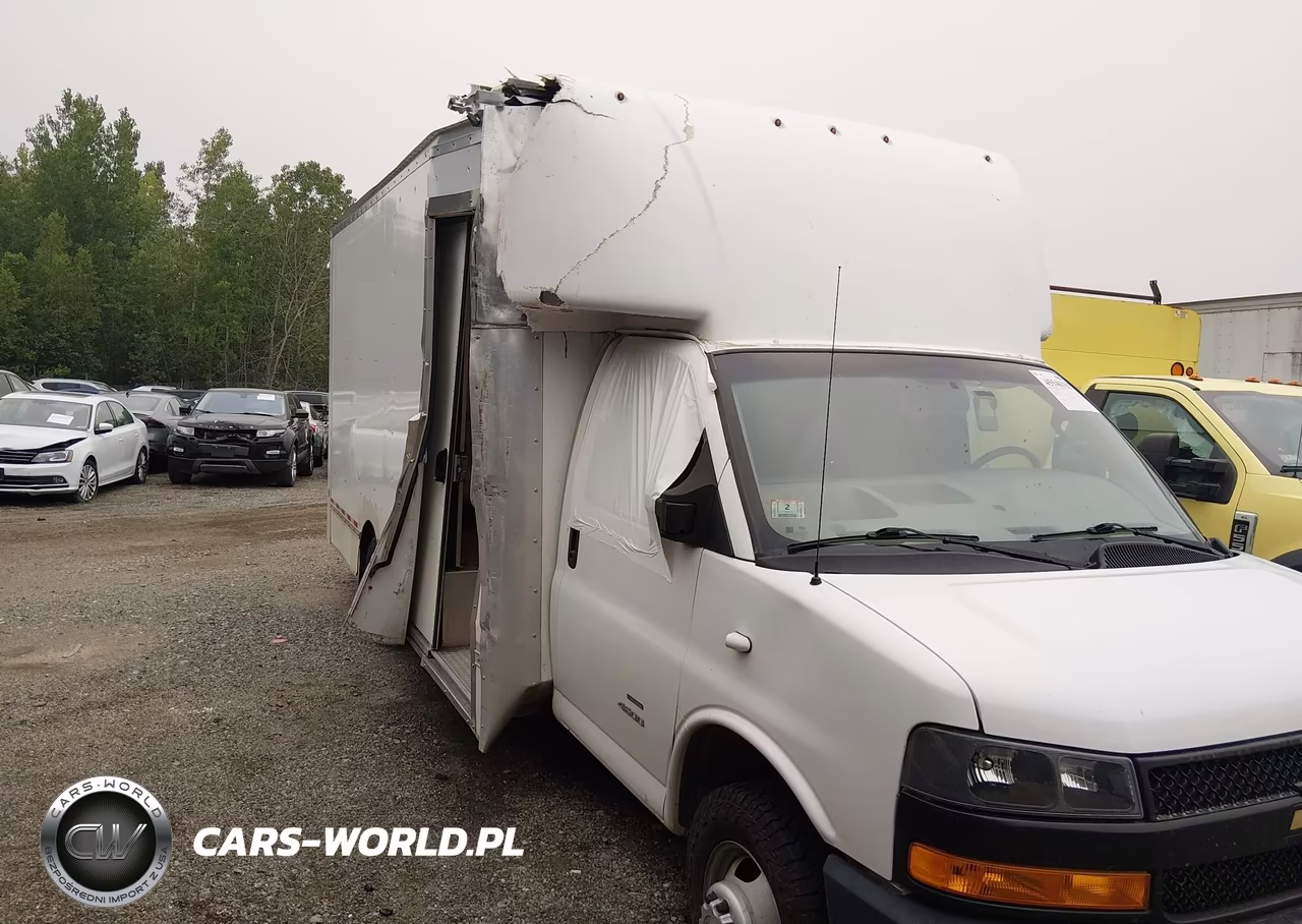2023 Chevrolet Express Cutaway 4500 Van