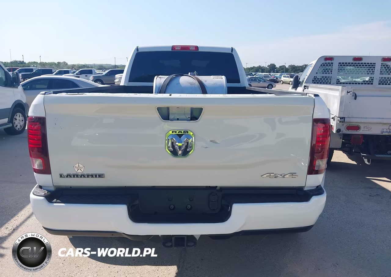2017 Ram 3500 Tradesman 4X4 8' Box VIN:3C63RRGL9HG677649 - 16