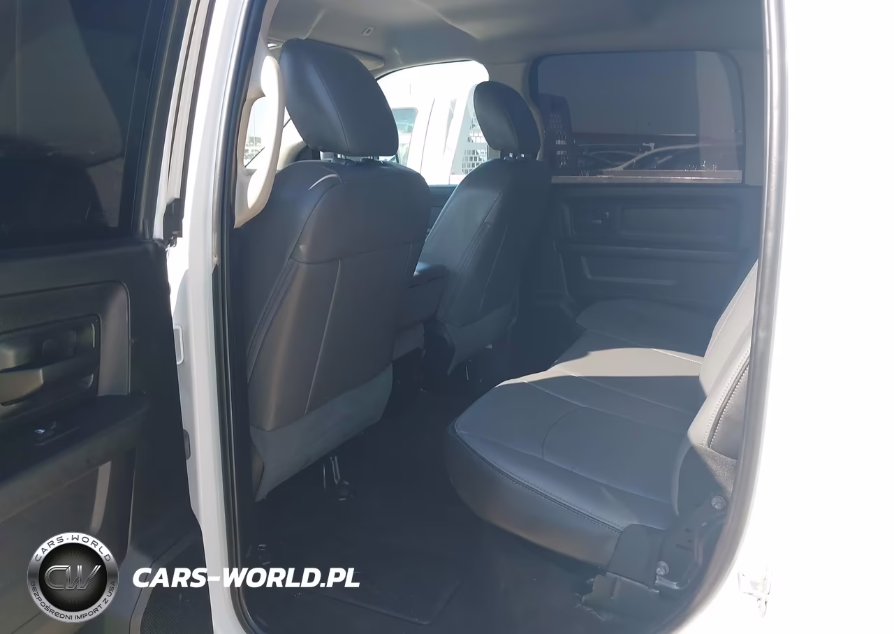 2017 Ram 3500 Tradesman 4X4 8' Box VIN:3C63RRGL9HG677649 - 6