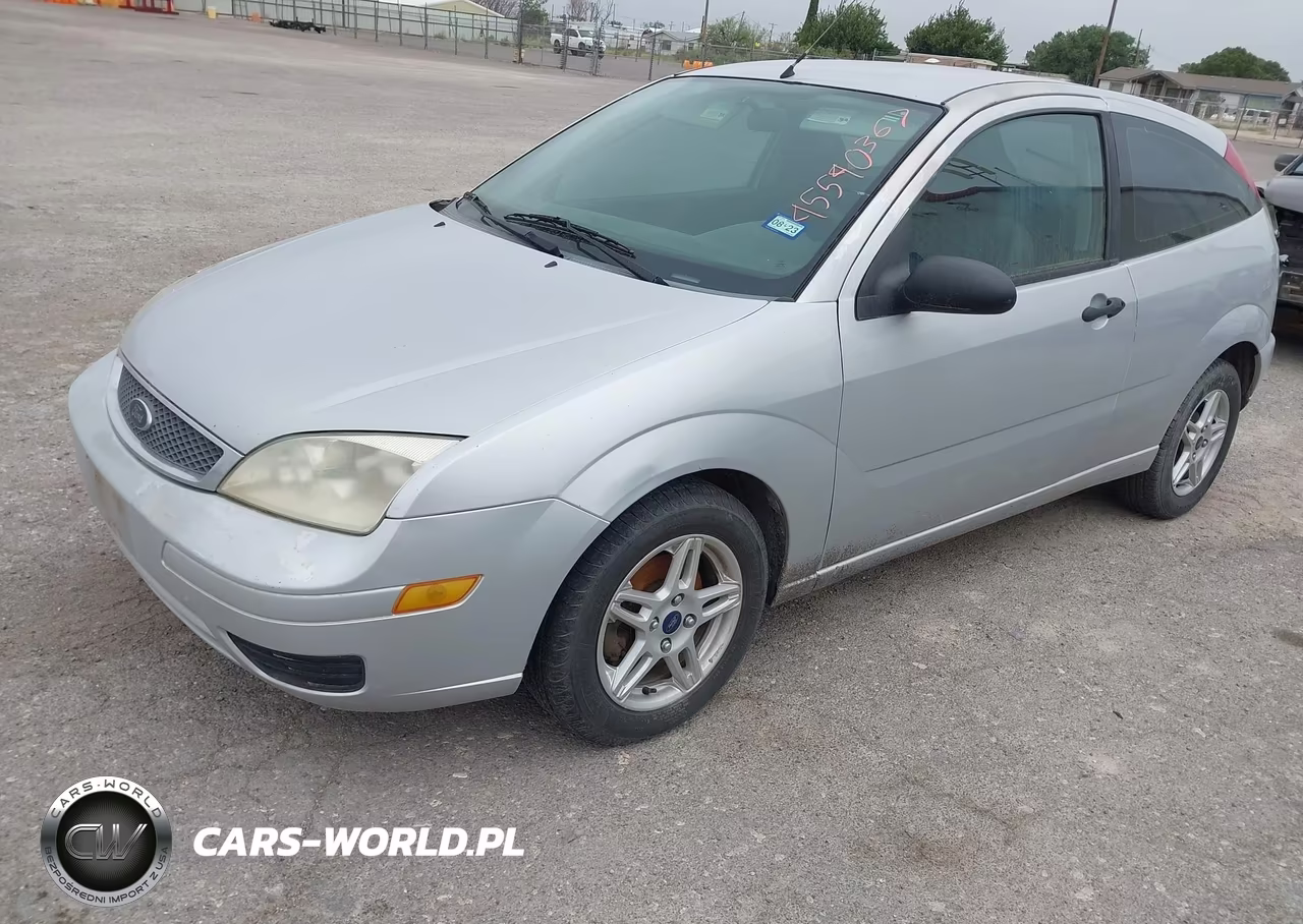 2005 Ford Focus Zx3 VIN:3FAFP31N55R119080 - 2