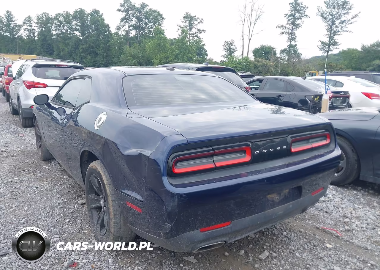 2015 Dodge Challenger Sxt VIN:2C3CDZAGXFH732825 - 3