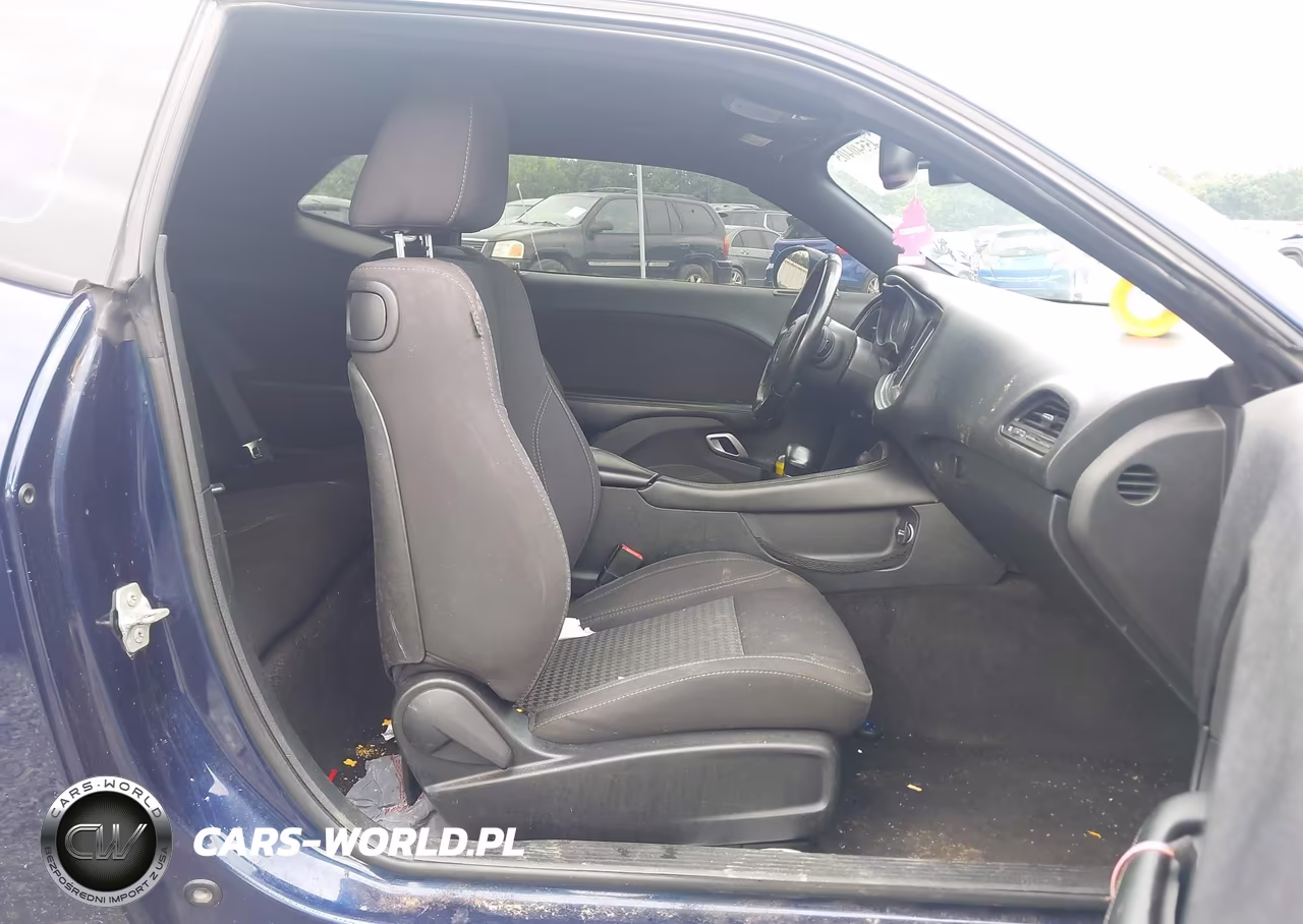 2015 Dodge Challenger Sxt VIN:2C3CDZAGXFH732825 - 5