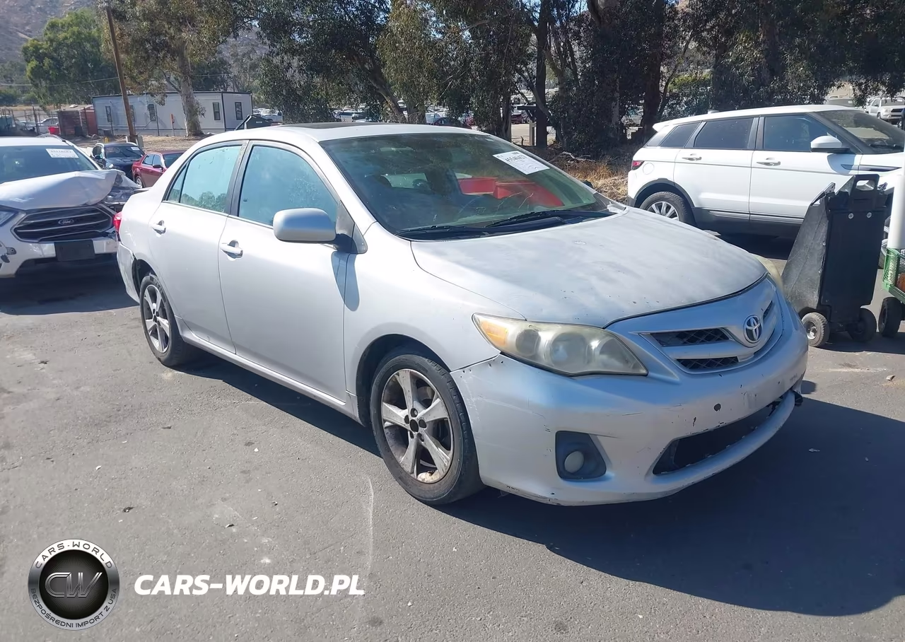 2012 Toyota Corolla Le – zdjęcie 1 z 17