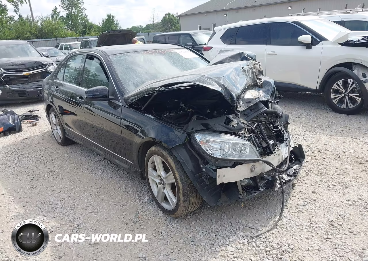 2011 Mercedes-Benz C 300 Luxury 4Matic-Sport 4Matic