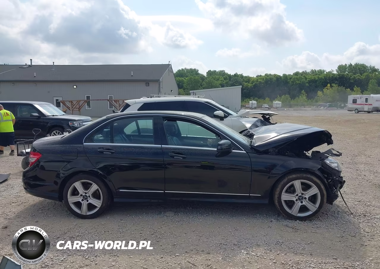2011 Mercedes-Benz C 300 Luxury 4Matic-Sport 4Matic VIN:WDDGF8BB3BR146343 - 14
