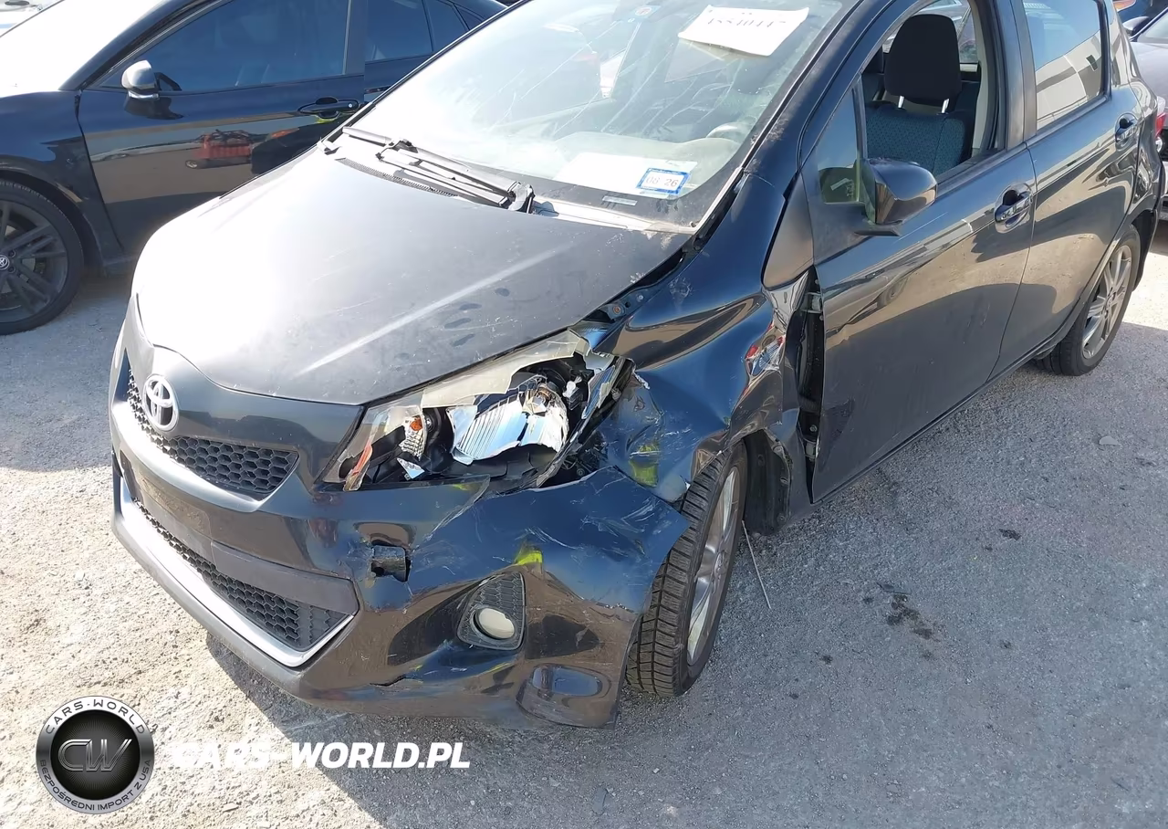 2013 Toyota Yaris Se VIN:JTDKTUD30DD551457 - 6