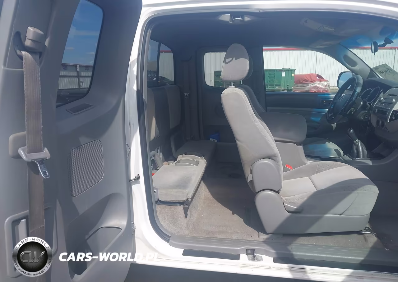 2005 Toyota Tacoma Base V6 VIN:5TEUU42N65Z114209 - 8
