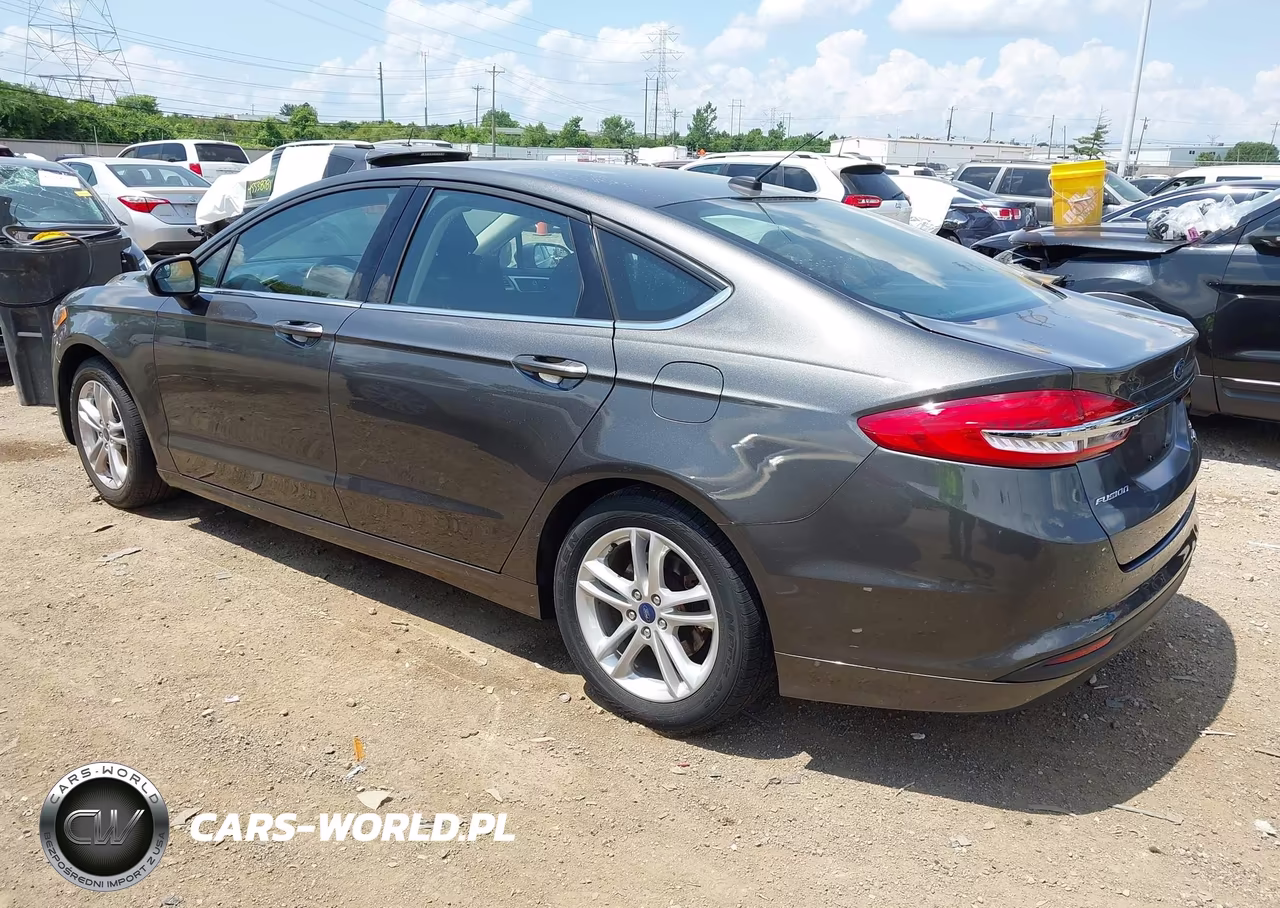 2018 Ford Fusion Se VIN:3FA6P0HDXJR284127 - 3