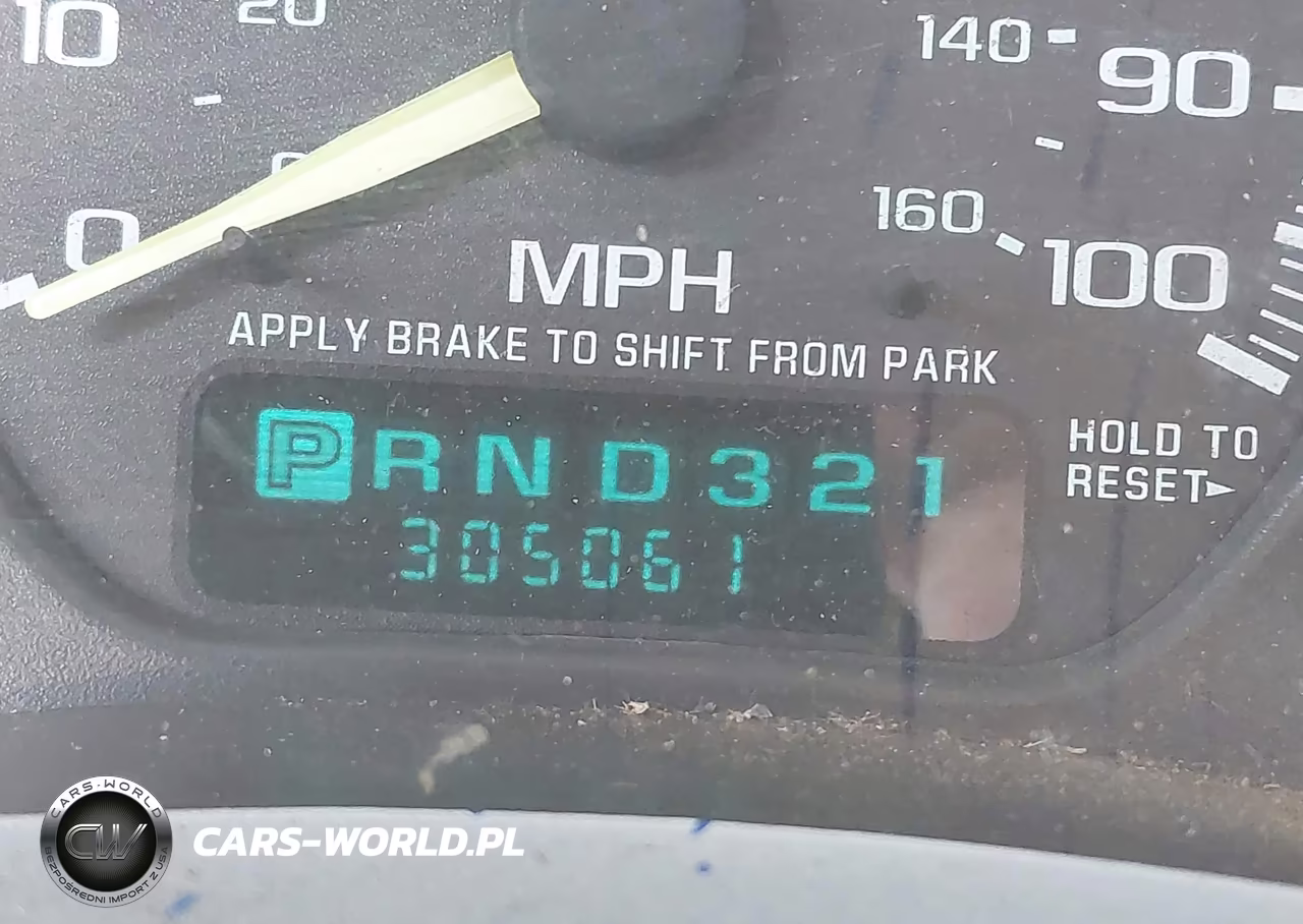 2001 Chevrolet Silverado 1500 VIN:2GCEC19W111257927 - 16