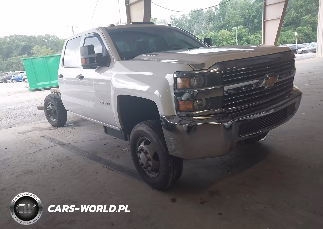 2015 Chevrolet Silverado 3500Hd Chassis Wt – zdjęcie 1 z 15