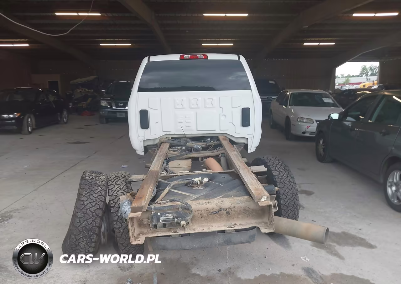 2015 Chevrolet Silverado 3500Hd Chassis Wt VIN:1GB4KYC87FF680288 - 15