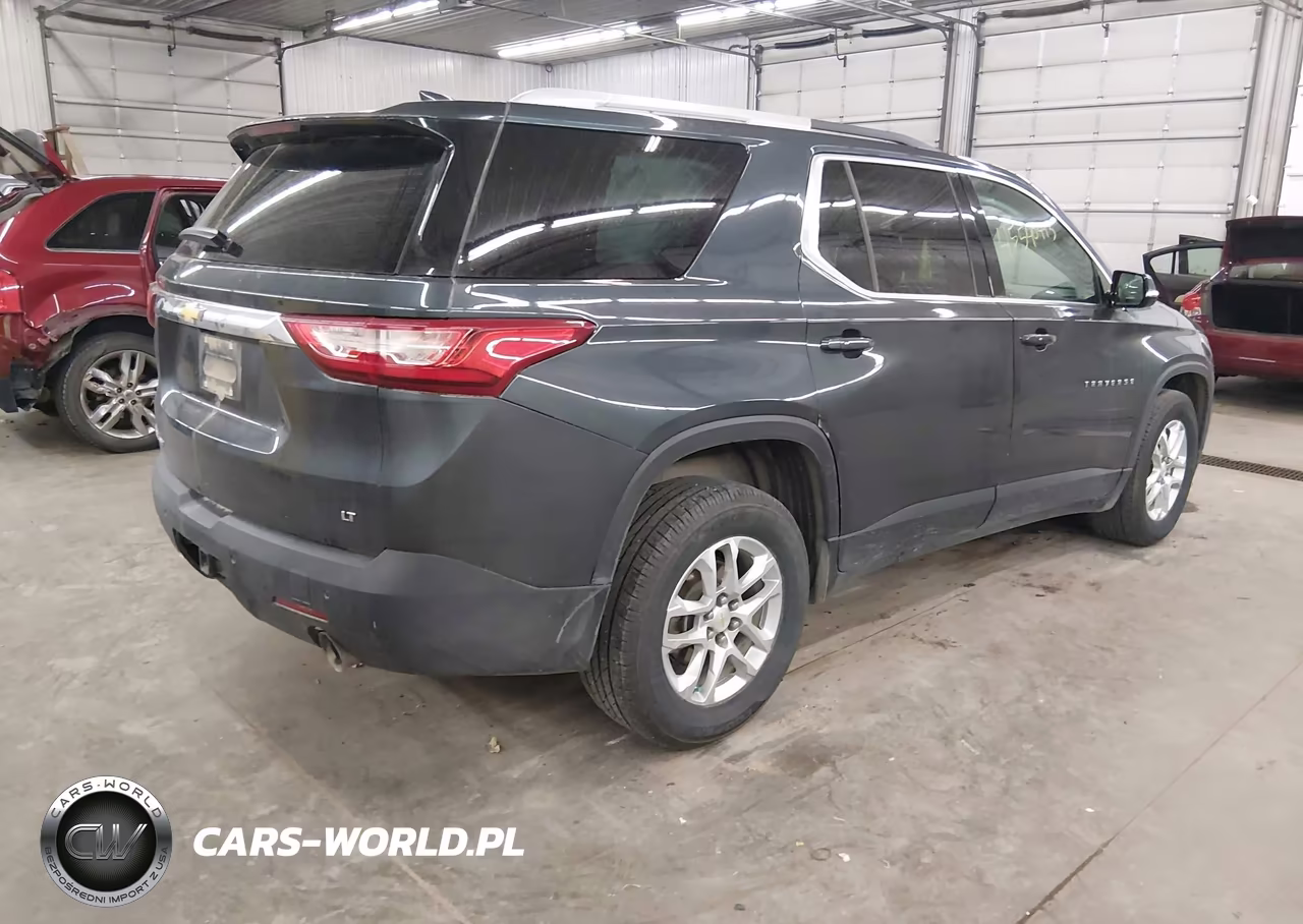 2018 Chevrolet Traverse Lt Cloth VIN:1GNEVGKW6JJ274615 - 4
