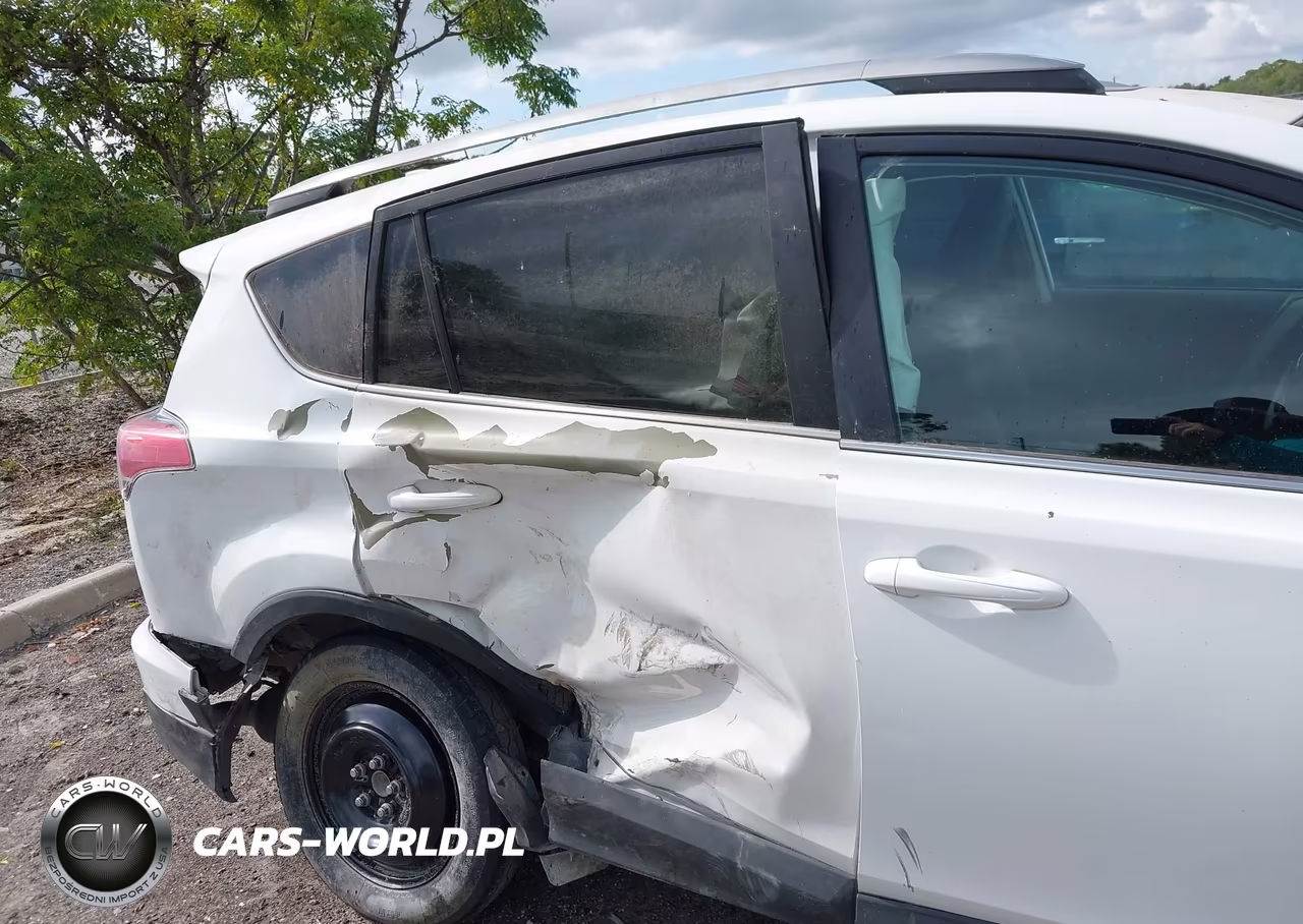2017 Toyota Rav4 Xle VIN:2T3WFREVXHW317504 - 6
