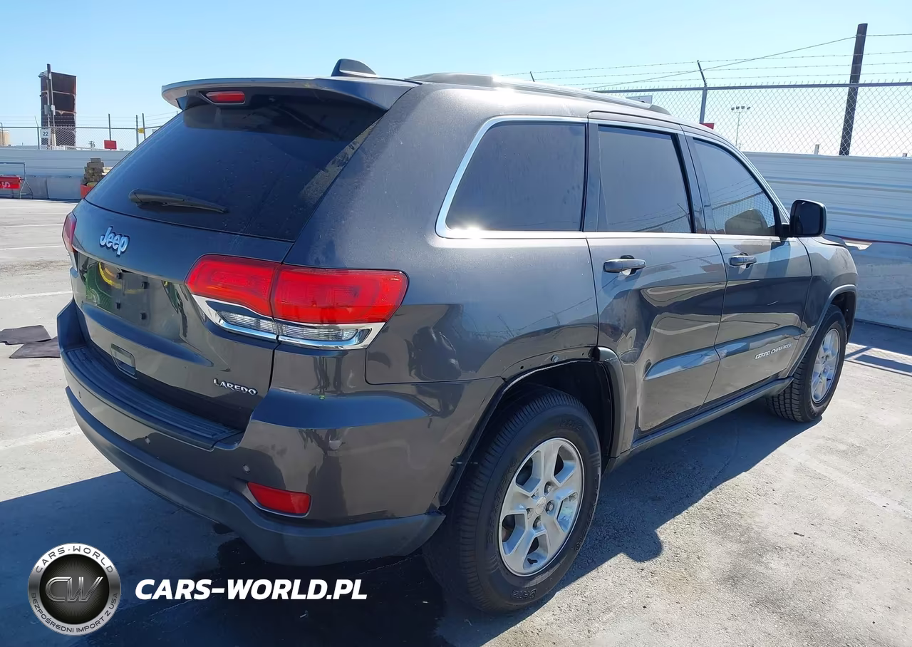 2016 Jeep Grand Cherokee Laredo VIN:1C4RJEAG0GC359077 - 4