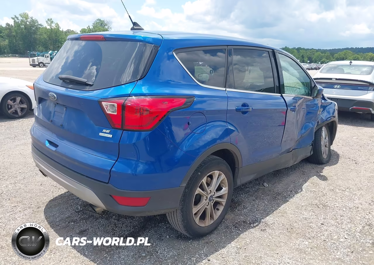 2019 Ford Escape Se VIN:1FMCU0GD5KUA47087 - 4