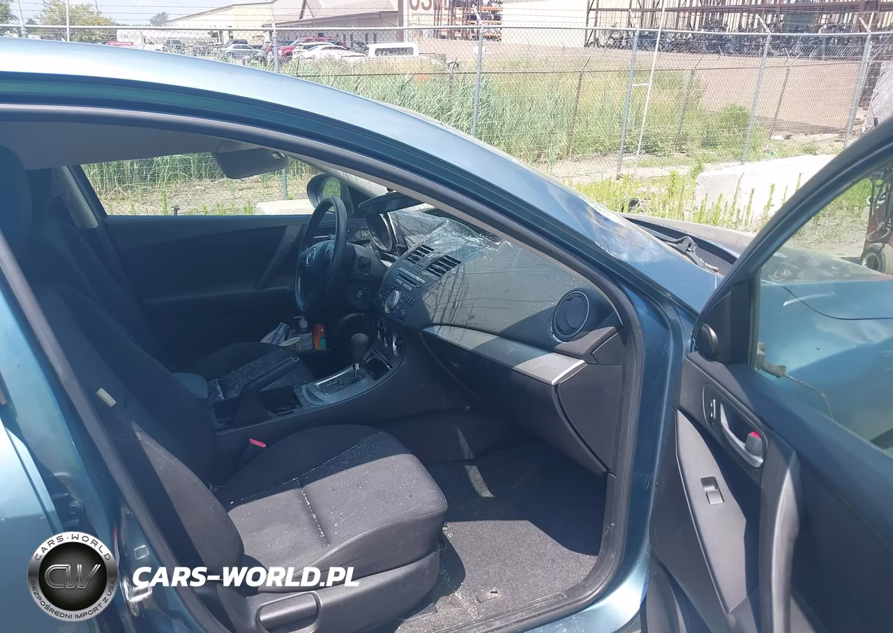 2011 Mazda Mazda3 I Touring VIN:JM1BL1VG9B1454420 - 5