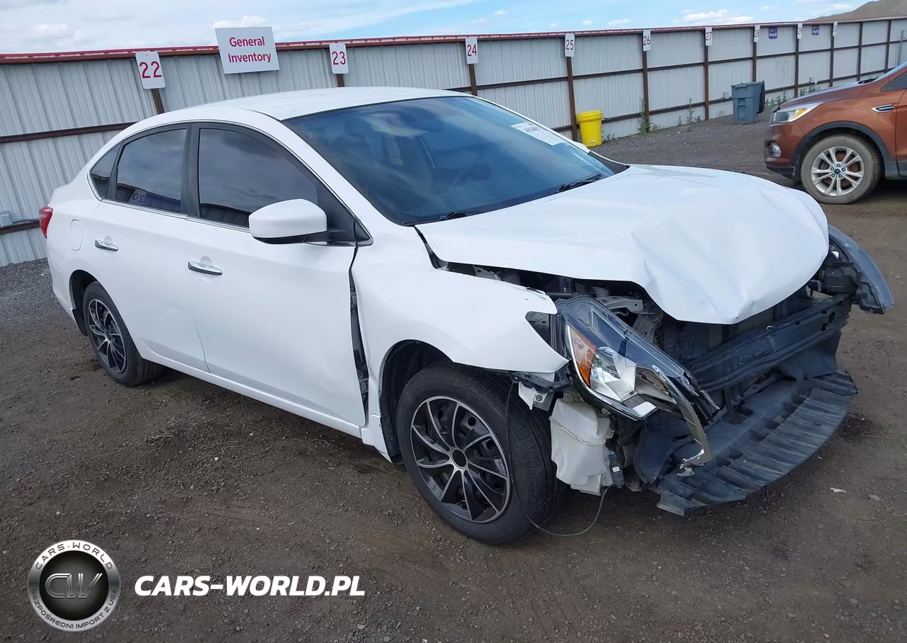 2017 Nissan Sentra S – zdjęcie 1 z 14